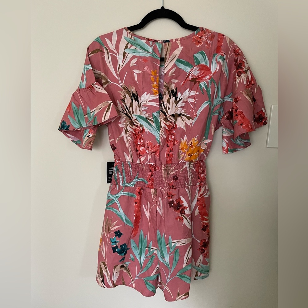 New! Express Romper - Picture 2 of 4
